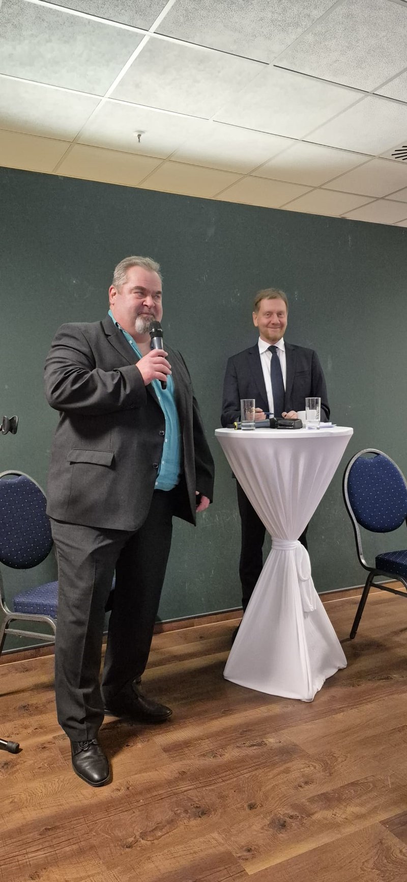 2025-10-27 UD mit MP Kretschmer_Foto1.jpg