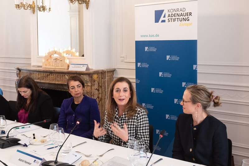 20251202 Wirtschaftsrat MrsHamker 091 AllGP 2048Pix PYE_2015 .jpg