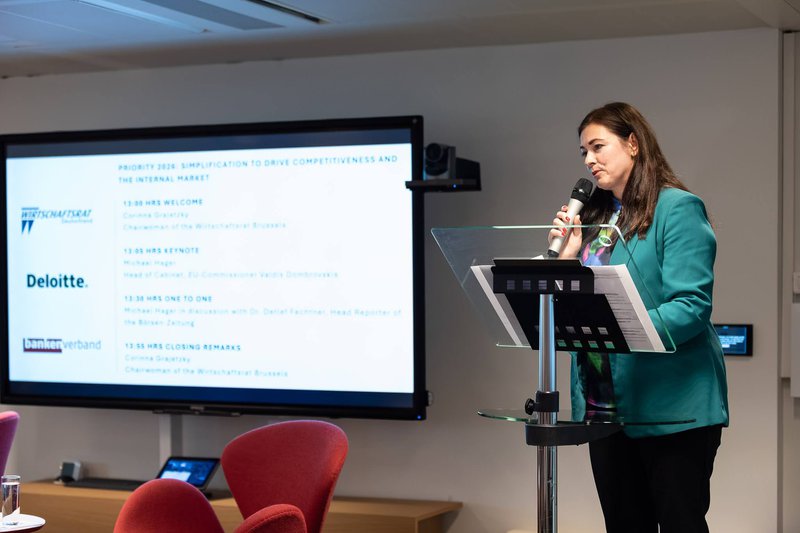 20251203 Wirtschafstrat Priority2026 061 AllGP 2048Pix PYE_5747 .jpg