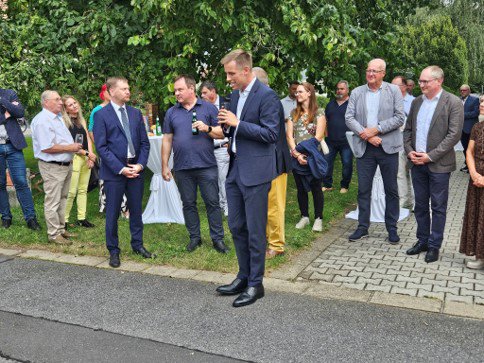 2026-08-28_Grillen mit MP Kretschmer_Foto8.jpg