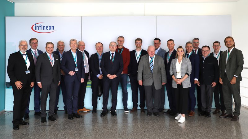 2026-09-14_Besuch bei Infineon_Foto.jpg