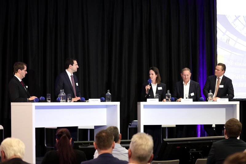 Panel_Wachsende Flut.jpg