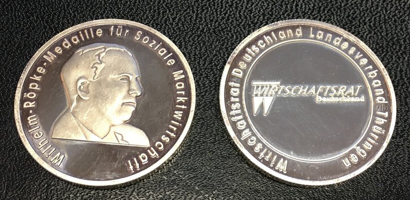 Wilhelm-Röpke-Medaille.jpg