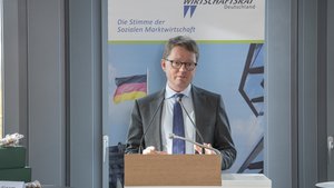 Dr. Florian Reuther, Direktor des PKV-Verbands